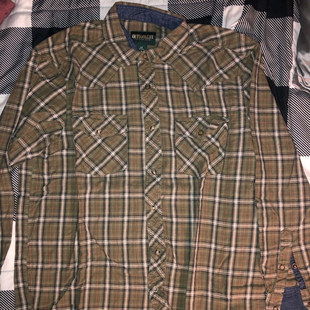 Green and tan men’s Plaid flannel
